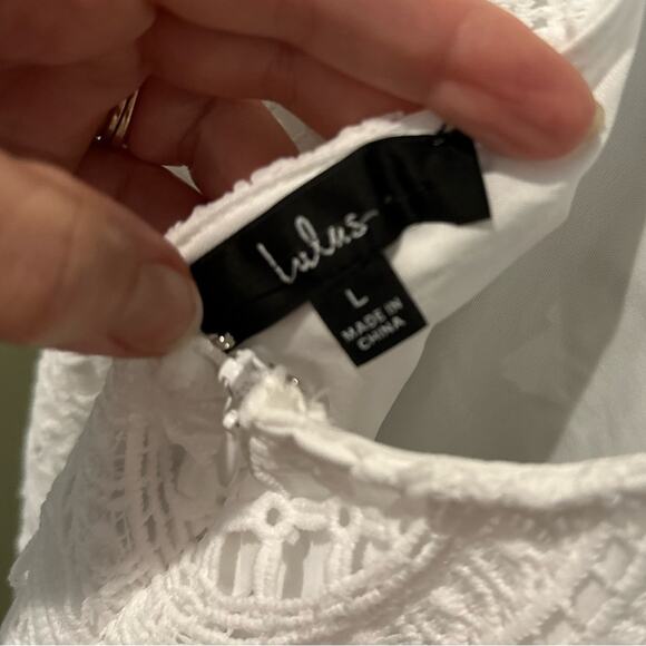 NWT Lulus Crochet Lace Scalloped Edge
Short Sleeve Sheath Dress Backless - Picture 5 of 7